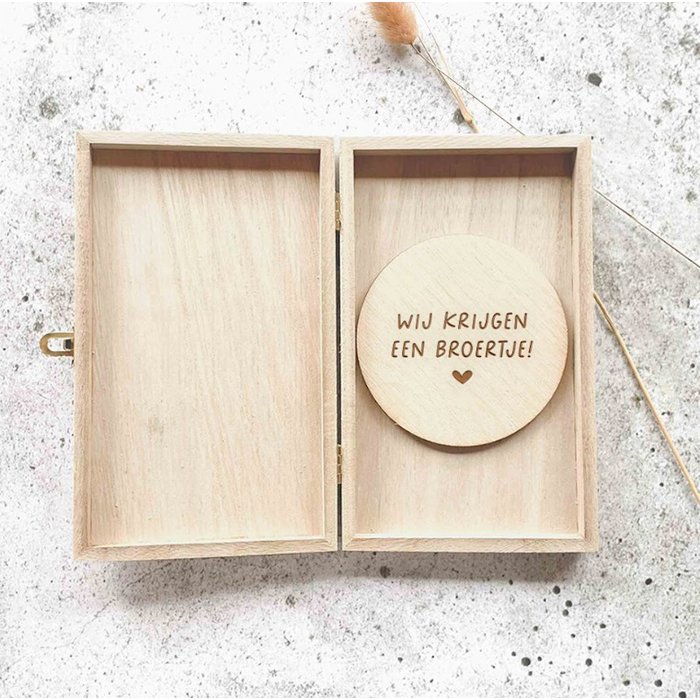 Houten Kistje • Wij Krijgen Een Broertje