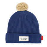 muts block night hello hossy kindermuts blauw donkerblauw met beige pompom